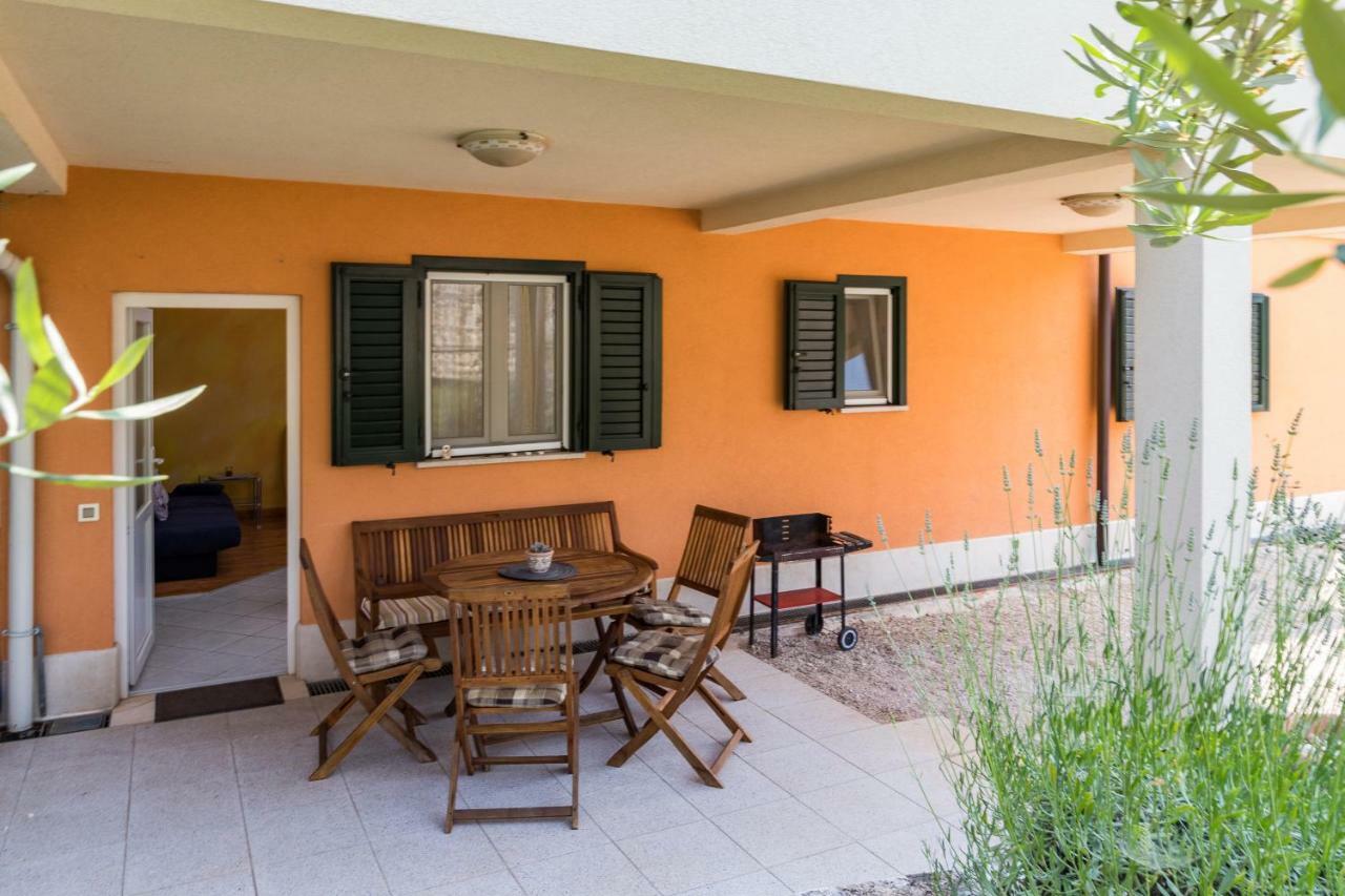Guesthouse Casa Barbaro 로비니스코 셀로 외부 사진